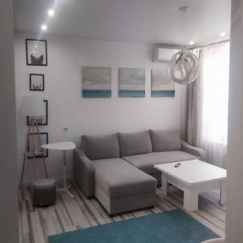 Продается 1-комнатная квартира, 33 м²