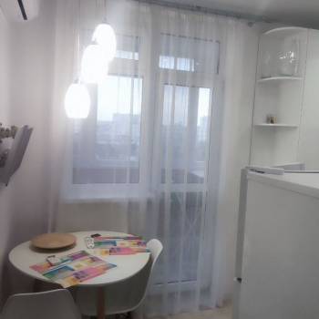 Продается 1-комнатная квартира, 33 м²