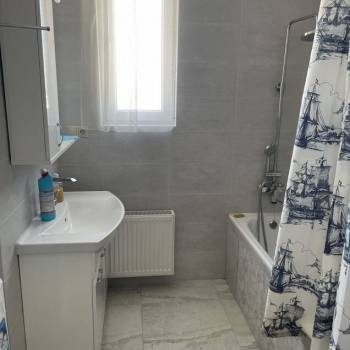 Сдается 2-х комнатная квартира, 71 м²