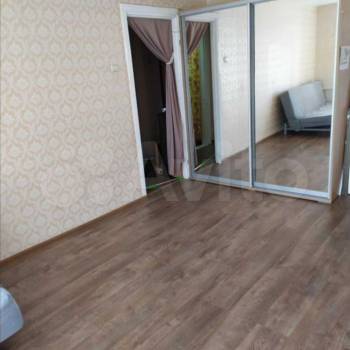 Продается 1-комнатная квартира, 36 м²