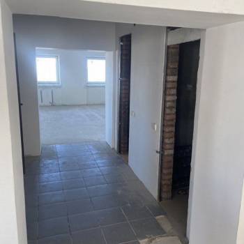 Продается Нежилое помещение, 135 м²