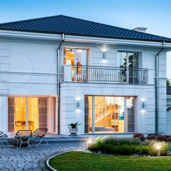 Продается Дом, 230 м²