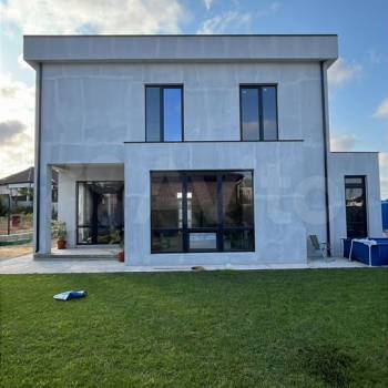 Продается Дом, 230 м²