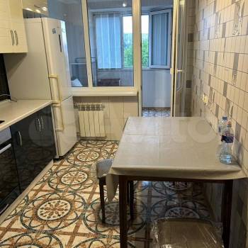 Продается 1-комнатная квартира, 42,2 м²