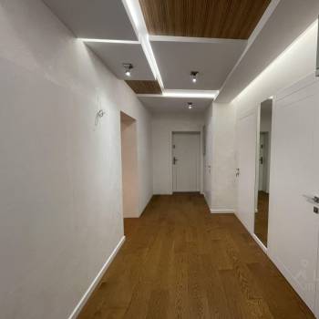 Продается Многокомнатная квартира, 164,2 м²