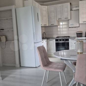 Сдается 1-комнатная квартира, 45 м²