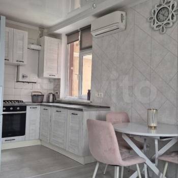 Сдается 1-комнатная квартира, 45 м²
