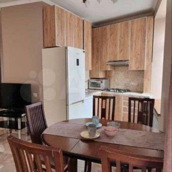 Сдается Многокомнатная квартира, 70 м²