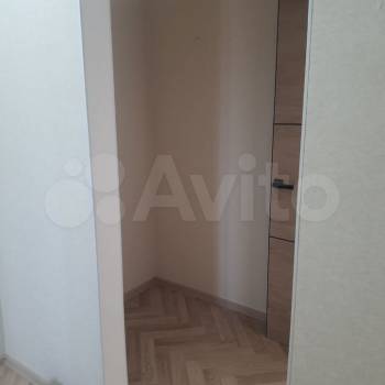 Продается 1-комнатная квартира, 40,5 м²