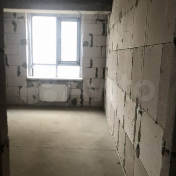 Продается 1-комнатная квартира, 38 м²