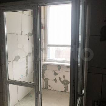 Продается 1-комнатная квартира, 38 м²