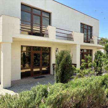 Продается Дом, 203 м²