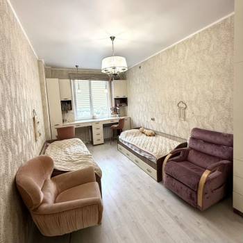 Продается 2-х комнатная квартира, 65 м²