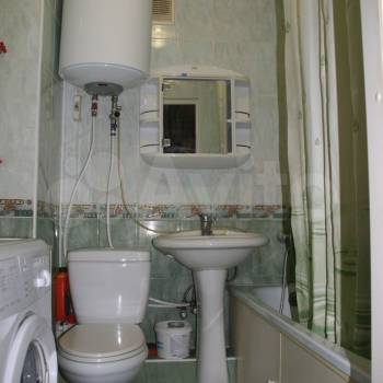 Продается 1-комнатная квартира, 38 м²