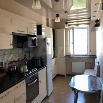 Сдается 1-комнатная квартира, 44 м²