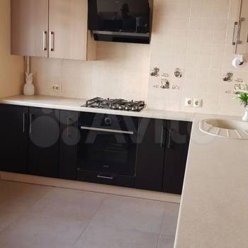 Продается 1-комнатная квартира, 57 м²