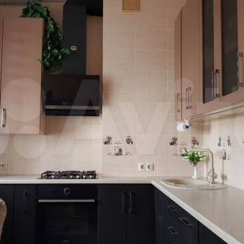 Продается 1-комнатная квартира, 57 м²