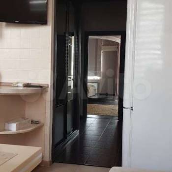 Продается 1-комнатная квартира, 57 м²