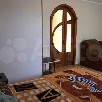 Сдается 1-комнатная квартира, 37 м²