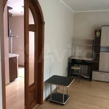 Сдается 1-комнатная квартира, 37 м²