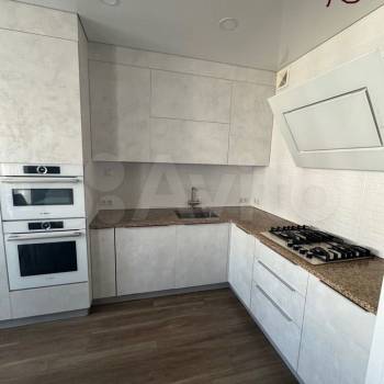 Продается 3-х комнатная квартира, 70 м²