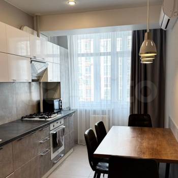 Сдается 2-х комнатная квартира, 63 м²