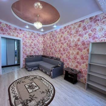 Сдается 1-комнатная квартира, 42 м²
