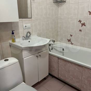 Сдается 1-комнатная квартира, 50,5 м²