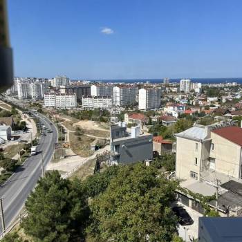 Сдается 1-комнатная квартира, 50,5 м²