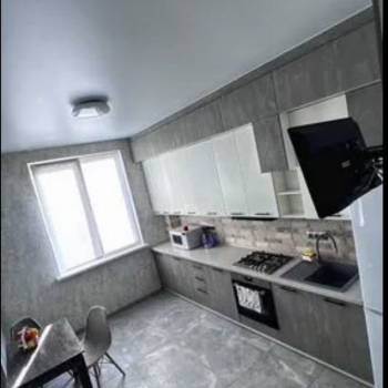 Сдается 2-х комнатная квартира, 65 м²