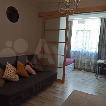 Сдается 1-комнатная квартира, 49 м²