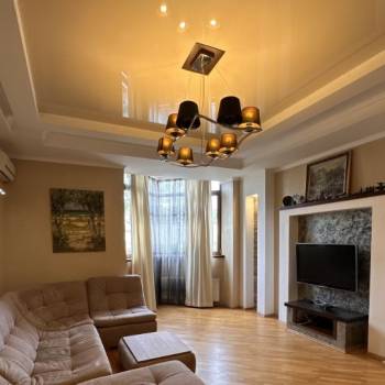 Продается 3-х комнатная квартира, 119,3 м²