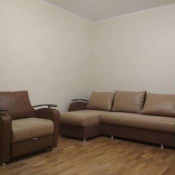 Сдается 1-комнатная квартира, 42 м²