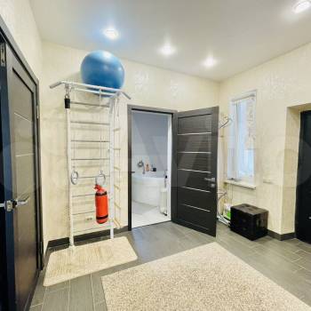 Продается Дом, 180 м²