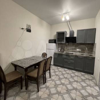 Сдается 1-комнатная квартира, 32 м²