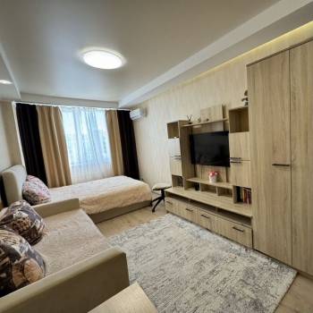 Сдается 1-комнатная квартира, 49 м²