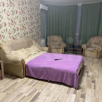 Сдается 1-комнатная квартира, 46 м²