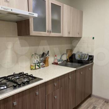 Сдается 1-комнатная квартира, 46 м²