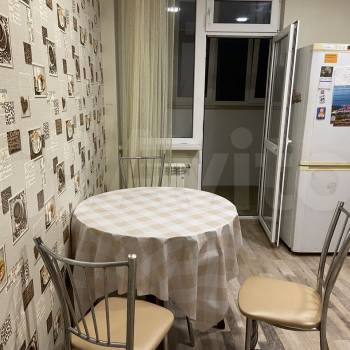 Сдается 1-комнатная квартира, 46 м²