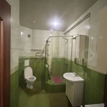 Сдается 1-комнатная квартира, 55 м²