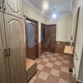 Сдается 1-комнатная квартира, 55 м²