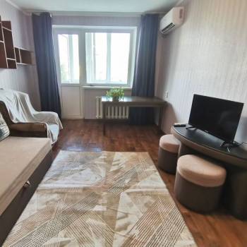 Продается 2-х комнатная квартира, 43 м²