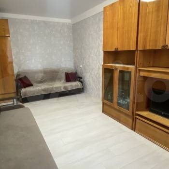 Сдается 1-комнатная квартира, 38 м²