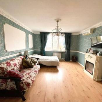 Продается 1-комнатная квартира, 41,6 м²