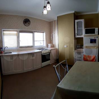 Продается 1-комнатная квартира, 40 м²