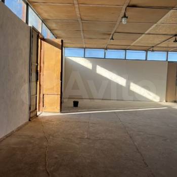 Сдается Нежилое помещение, 237 м²