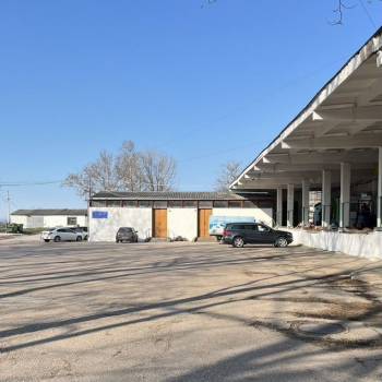 Сдается Нежилое помещение, 237 м²