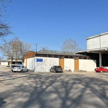 Сдается Нежилое помещение, 237 м²