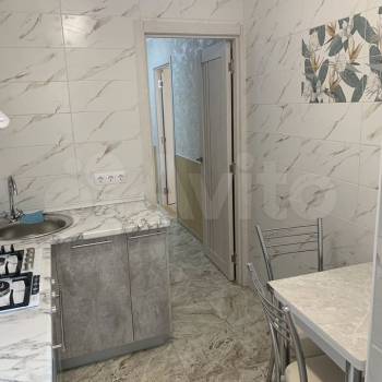 Сдается 1-комнатная квартира, 35 м²