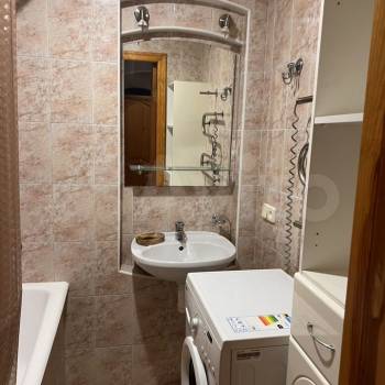 Сдается 2-х комнатная квартира, 65 м²